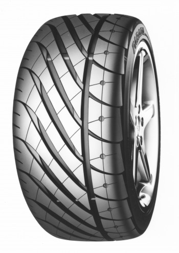 Riepa 205/45R16 YOKOHAMA PARADA SPEC-2 87V FC74dB  noise grade 3