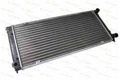 Radiators dzinēja dzesēšana D7W034TT