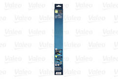 Stikla tīrītāja slotiņa