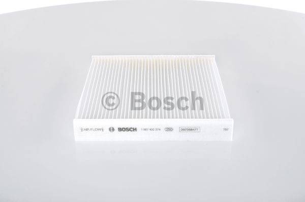 140847010321533120191118-7917-1boseue