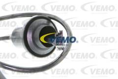 ABS sensors V30-72-0146