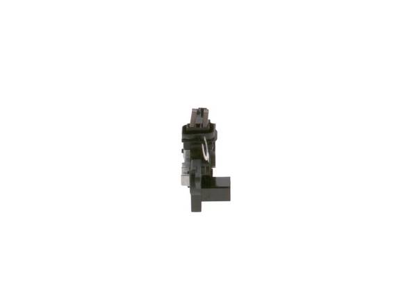 Sprieguma regulators 1986AE0132