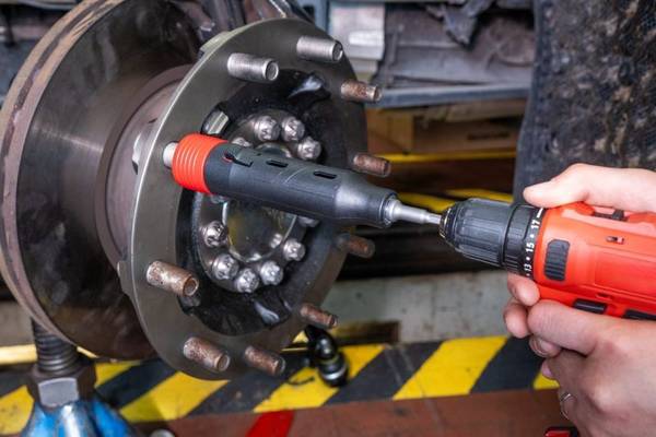 84552054939673620251018-1-1ive2kd