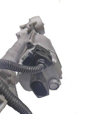 Zobstienis, Stūres mehānisms