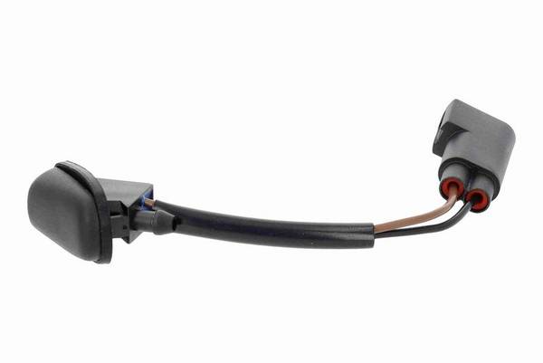 140847011857224320251204-1-1pxeksu